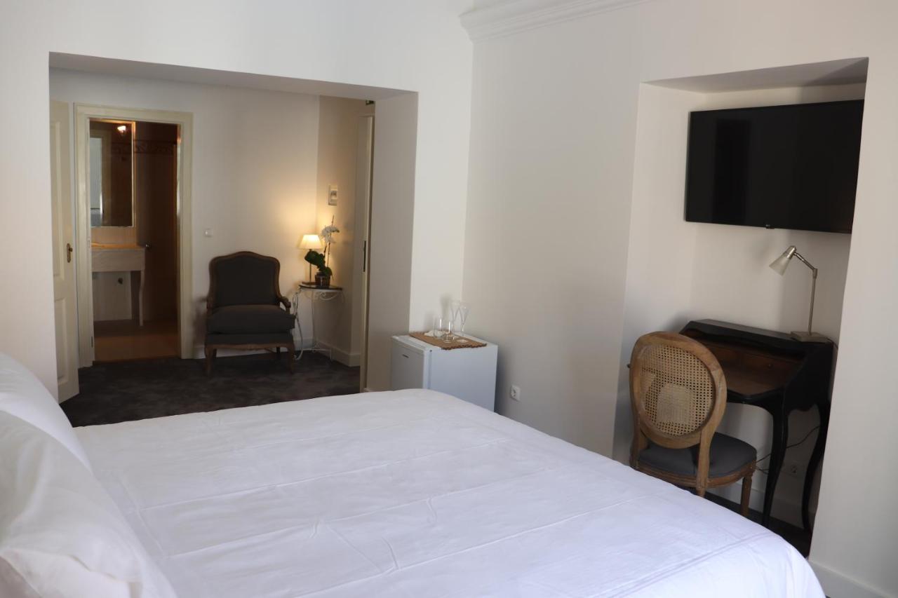 Solar Dos Frades Hotel Ferreira Do Alentejo Bagian luar foto