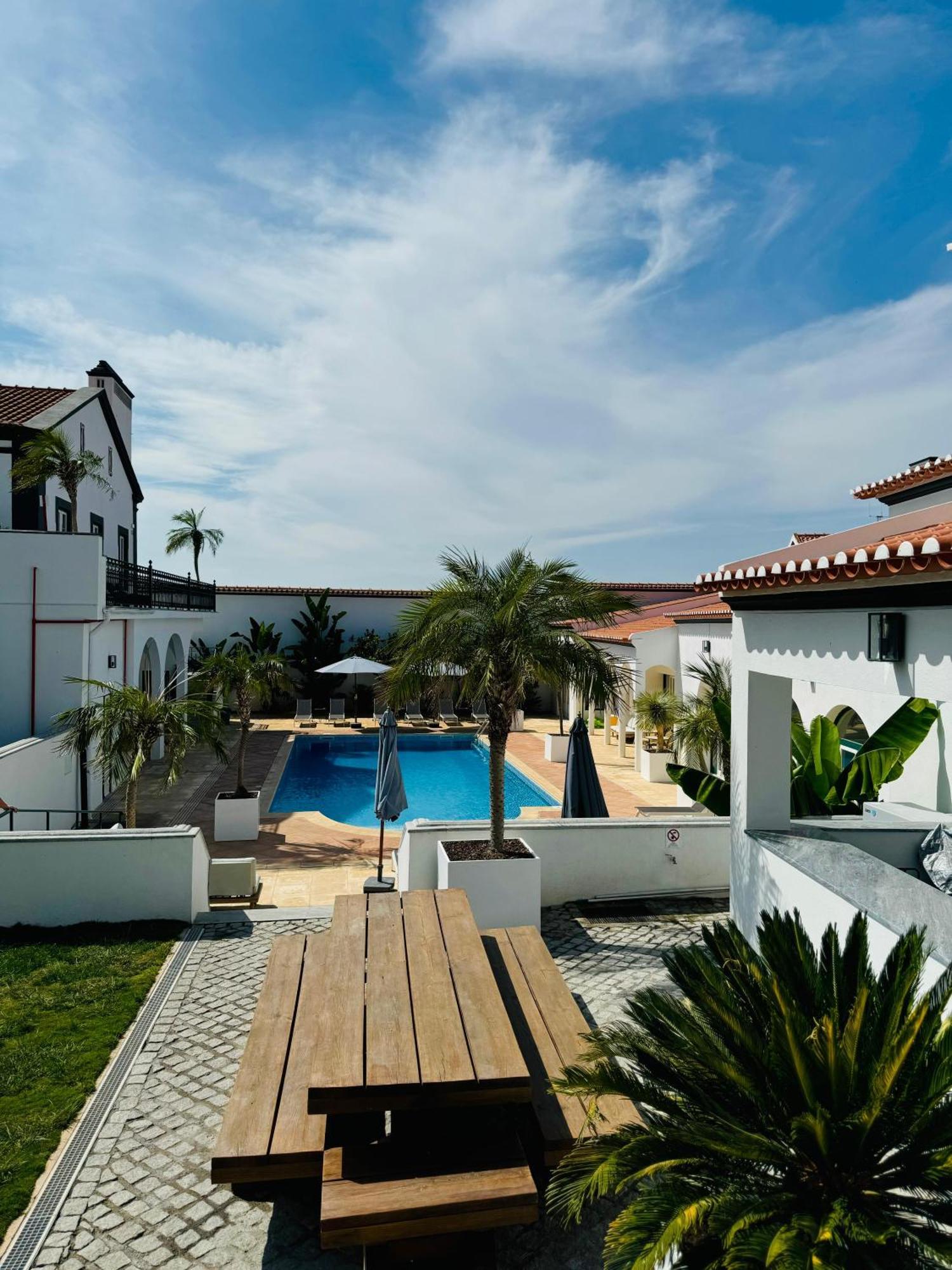 Solar Dos Frades Hotel Ferreira Do Alentejo Bagian luar foto